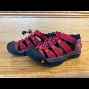 Red Keen Sandal.  Size 13 Little Kids.  Gently used.